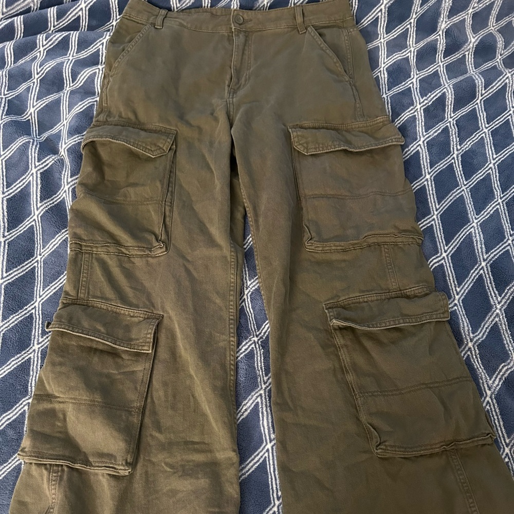 H&M Wide Leg Cargos